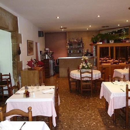 Restaurant Fonda Giralt Hotel Amer Buitenkant foto