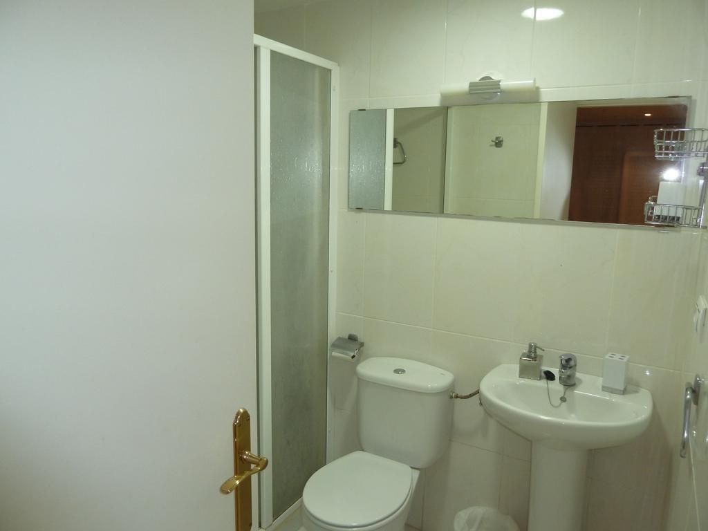 Restaurant Fonda Giralt Hotel Amer Kamer foto